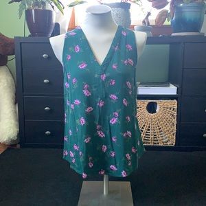 Women’s Old Navy woven floral tank